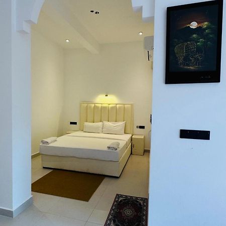 Arugambay Surf Resort Arugam Kudah Eksteriør bilde